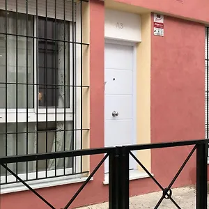https://muralla-de-sevilla-3.es-andalucia.com