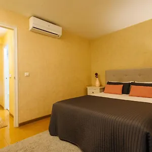 https://luxury-duplex-in-historic-building-with-parking.es-andalucia.com