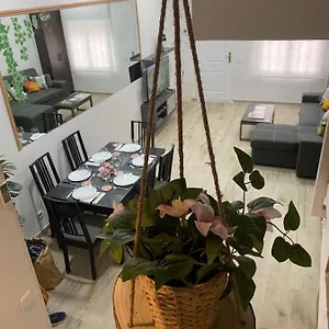 https://bien-comunicado-acogedor-y-confortable.besthotelstoledo.com